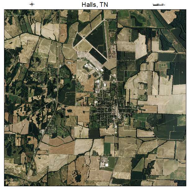 Halls, TN air photo map