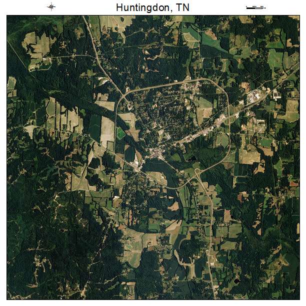 Huntingdon, TN air photo map