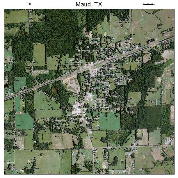 Maud, TX air photo map