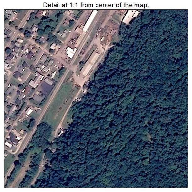 Sistersville, West Virginia aerial imagery detail