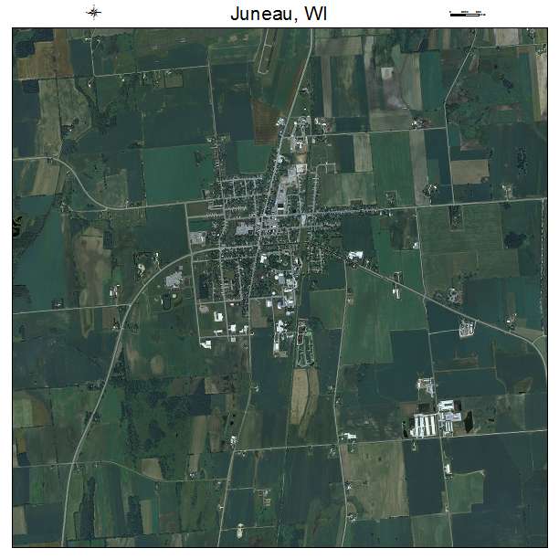 Juneau, WI air photo map