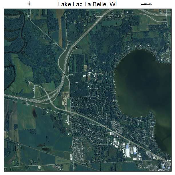 Lake Lac La Belle, WI air photo map