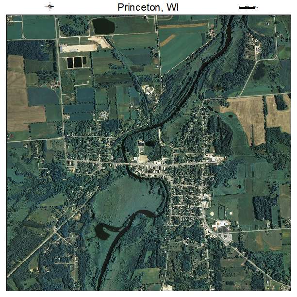 Princeton, WI air photo map